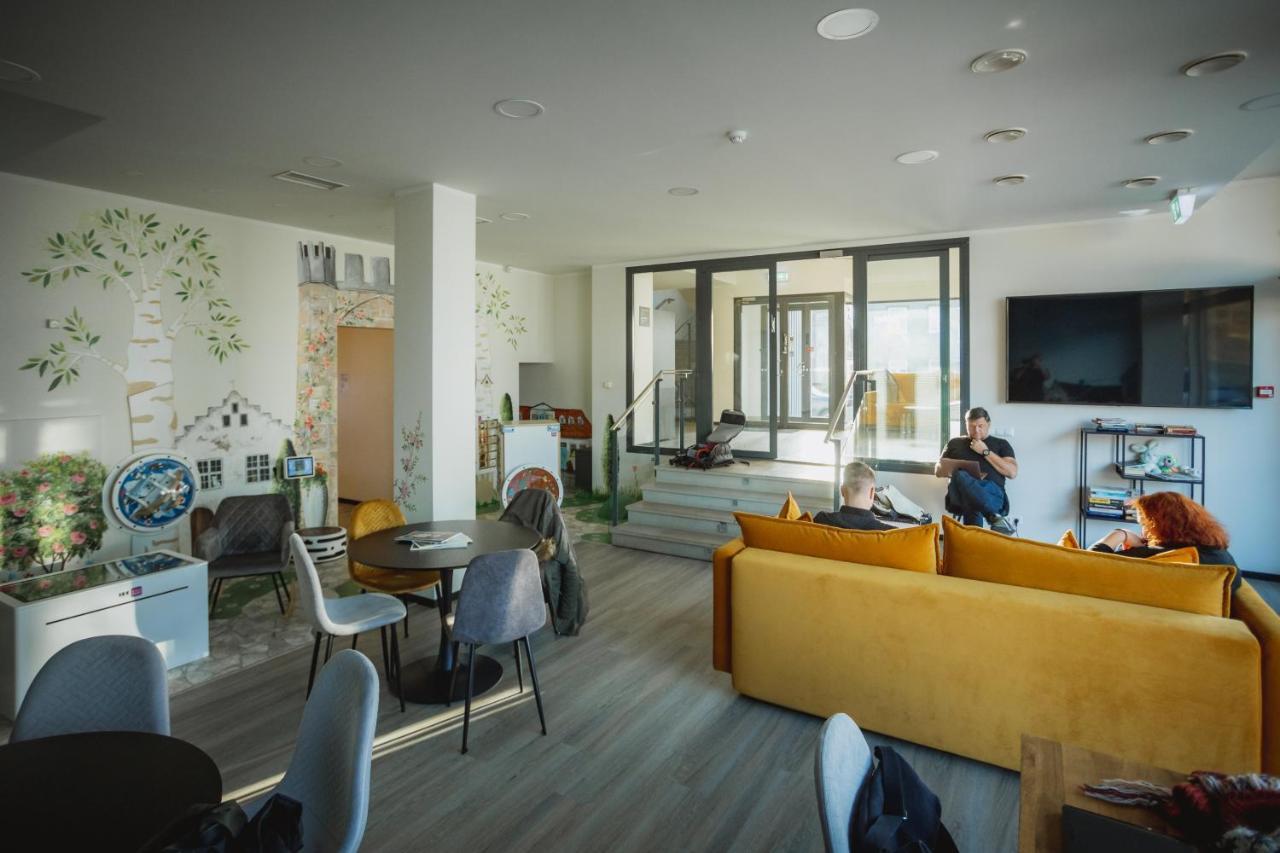 Hotel Nospa كوريسارِ المظهر الخارجي الصورة